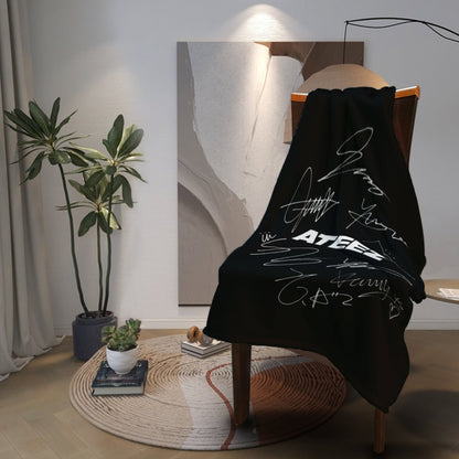 Ateez Logo and Signatures Flannel Breathable Blanket 4 Sizes! Blanket Throw - Beyond The Shoppe