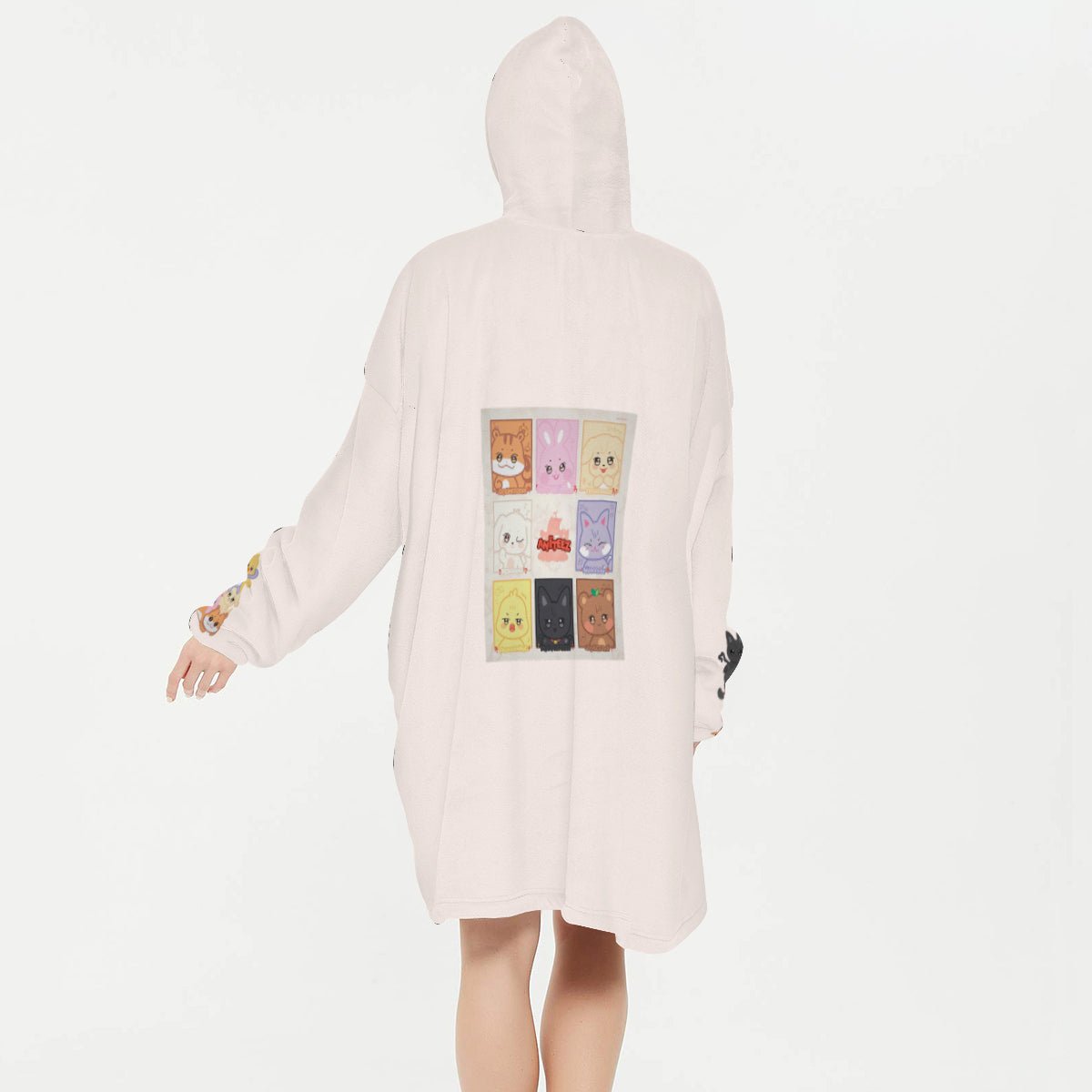 Atinteez Snug Hoodie Oversized JJONGbear - JONGHO - Wearable Sleep Blanket Hoodie - Ateez Blanket - Atiny Fleece Hoodie - Beyond The Shoppe