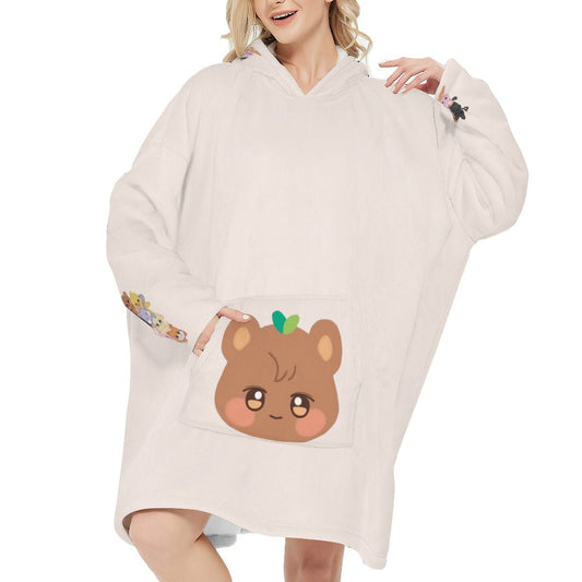 Atinteez Snug Hoodie Oversized JJONGbear - JONGHO - Wearable Sleep Blanket Hoodie - Ateez Blanket - Atiny Fleece Hoodie - Beyond The Shoppe