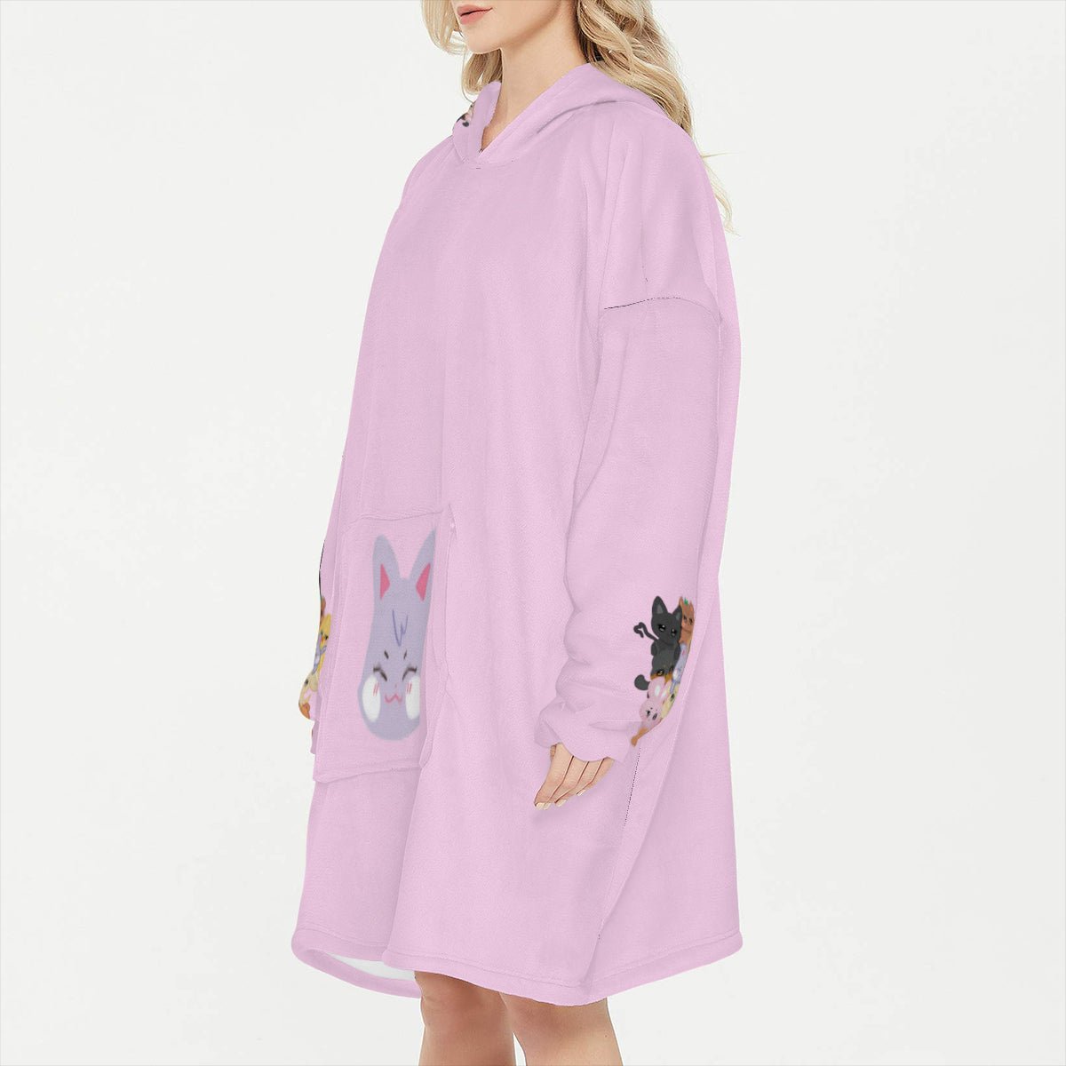 Atinteez Snug Hoodie Oversized SANdeoki - SAN - Wearable Sleep Blanket Hoodie - Ateez Blanket - Atiny Fleece Hoodie - Beyond The Shoppe