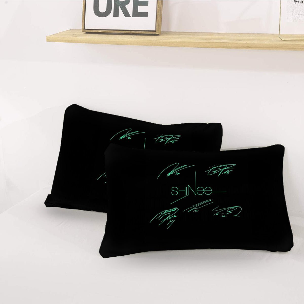Shinee Themed Logo & Signatures Bedding - 3 piece set including Duvet with 2 pillowcases! - Beyond The Shoppe
