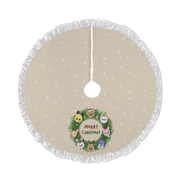 Stray Kids Skzoo Merry Christmas Wreath Beige Holiday Tree Skirt – Plush Christmas Tree Skirt - Soft, Cozy & Festive Decor - Beyond The Shoppe